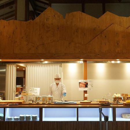 Hakuba Highland Hotel Exterior photo