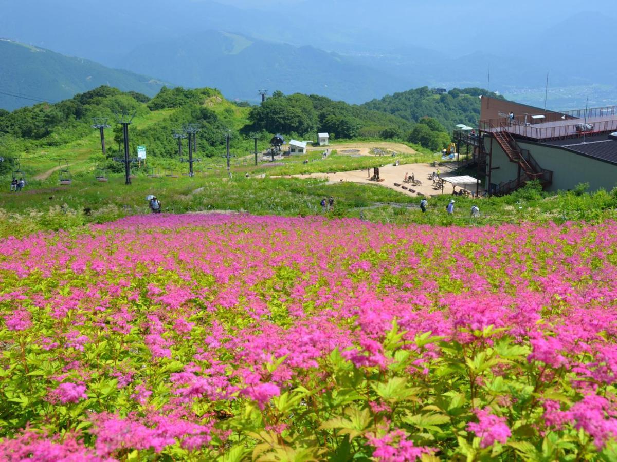 Hakuba Highland Hotel Exterior photo
