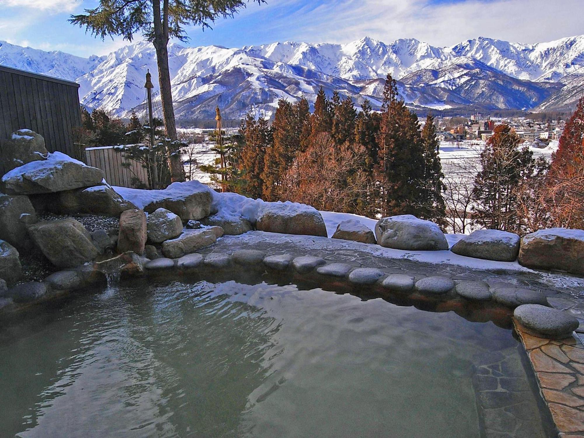 Hakuba Highland Hotel Exterior photo