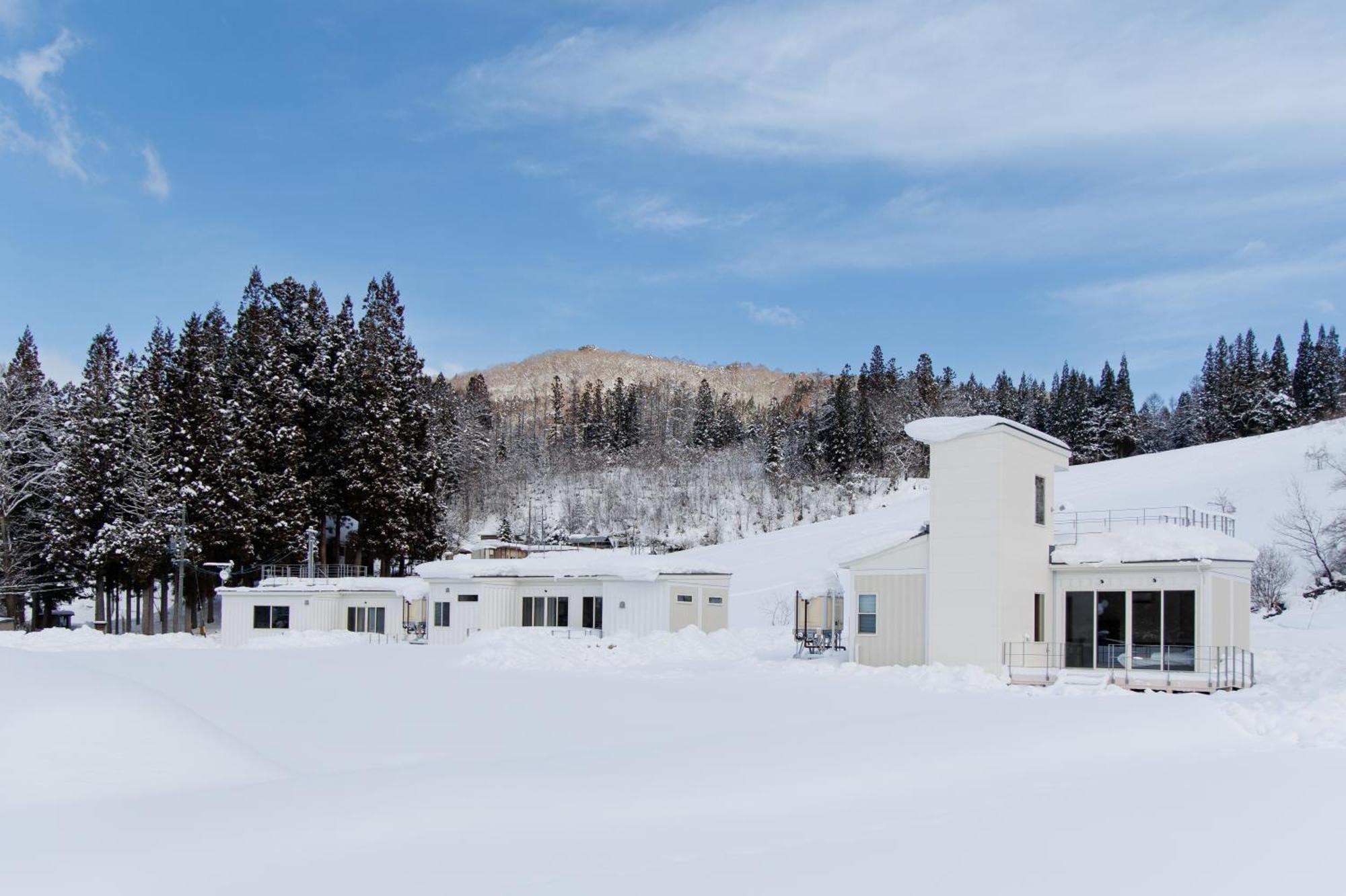 Hakuba Highland Hotel Exterior photo